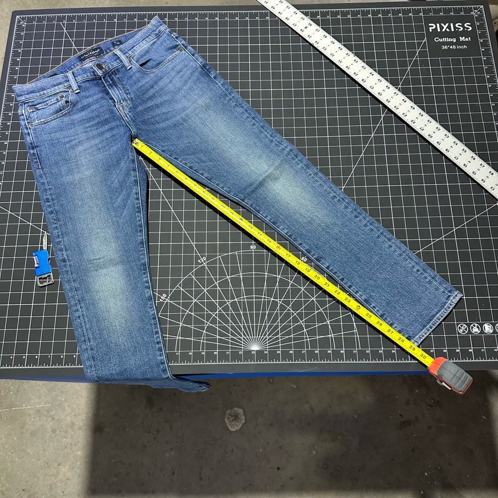 Lucky Brand Men's 110 Skinny Fit Blue Jeans